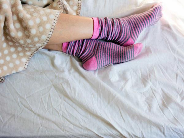 Vas zebe v roke in noge? Morda je to znak za zaskrbljenost!